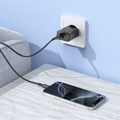 Сетевое зарядное устройство BOROFONE BA88A Navy 1xUSB + 1xUSB-C, 3A, 20W, черный