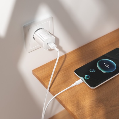 Сетевое зарядное устройство BOROFONE BA101A Pudding 1xUSB с Кабелем USB - Type-C, 2.1A, белый