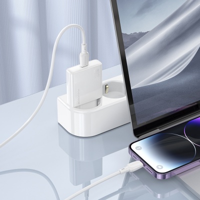 Сетевое зарядное устройство BOROFONE BN23 Wish 1xUSB-C с Кабелем Type-C - Lightning, 20W, белый