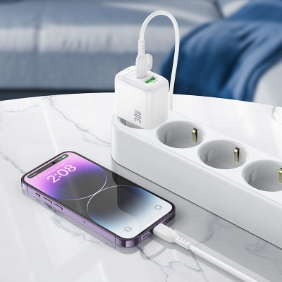 Сетевое зарядное устройство BOROFONE BAS45A Potential 1xUSB + 1xUSB-C, 3A, 30W, белый