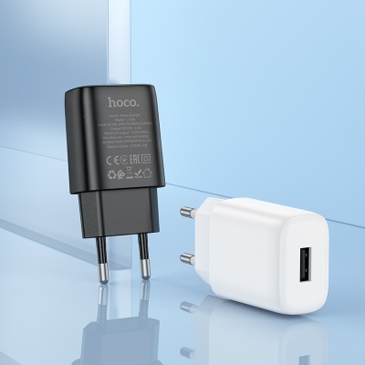 Сетевое зарядное устройство HOCO C134A Solid 1xUSB с Кабелем USB - Type-C, 2.4A, белый