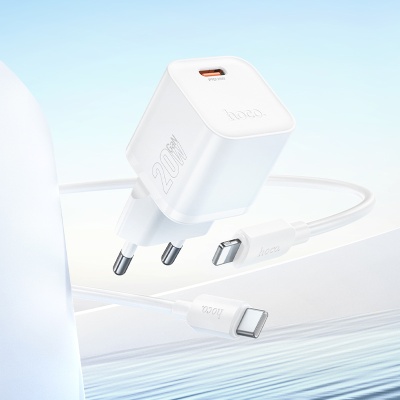 Сетевое зарядное устройство HOCO N64 Ingenious 1xUSB-C с Кабелем Type-C - Lightning, 20W, белый