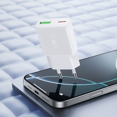 Сетевое зарядное устройство HOCO N73 Speed 1xUSB + 1xUSB-C, 3A, 20W, белый