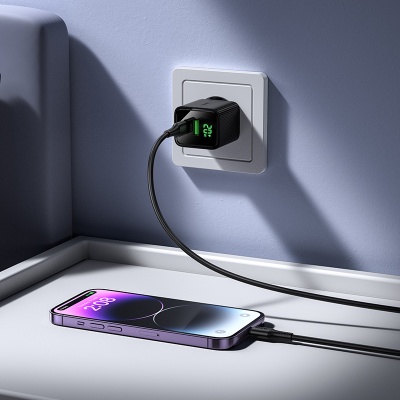 Сетевое зарядное устройство HOCO CS83A Excellent 1xUSB + 1xUSB-C с Кабелем Type-C - Lightning, 3A, 20W, черный