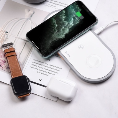Беспроводное зарядное устройство HOCO CW24 Handsome 3-in-1 для iPhone+Airpods+Apple Watch с Кабелем Type-C, 2.0A, 10W, белый