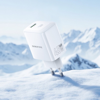 Сетевое зарядное устройство BOROFONE BN30 Cargador 1xUSB + 1xUSB-C, 45W, белый