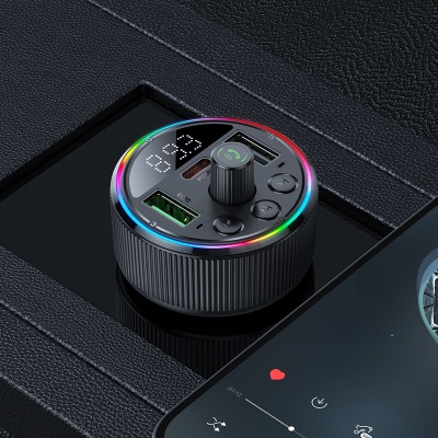 Автомобильное зарядное устройство с FM-Трансмиттер HOCO E82 Guerrero, 1xUSB + 1xUSB-C, 4.5A, 30W, черный