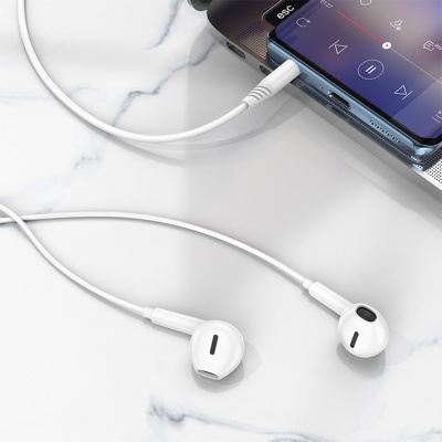 Проводные наушники BOROFONE BM71 Light song, Jack 3.5mm, 1.2 м, белый